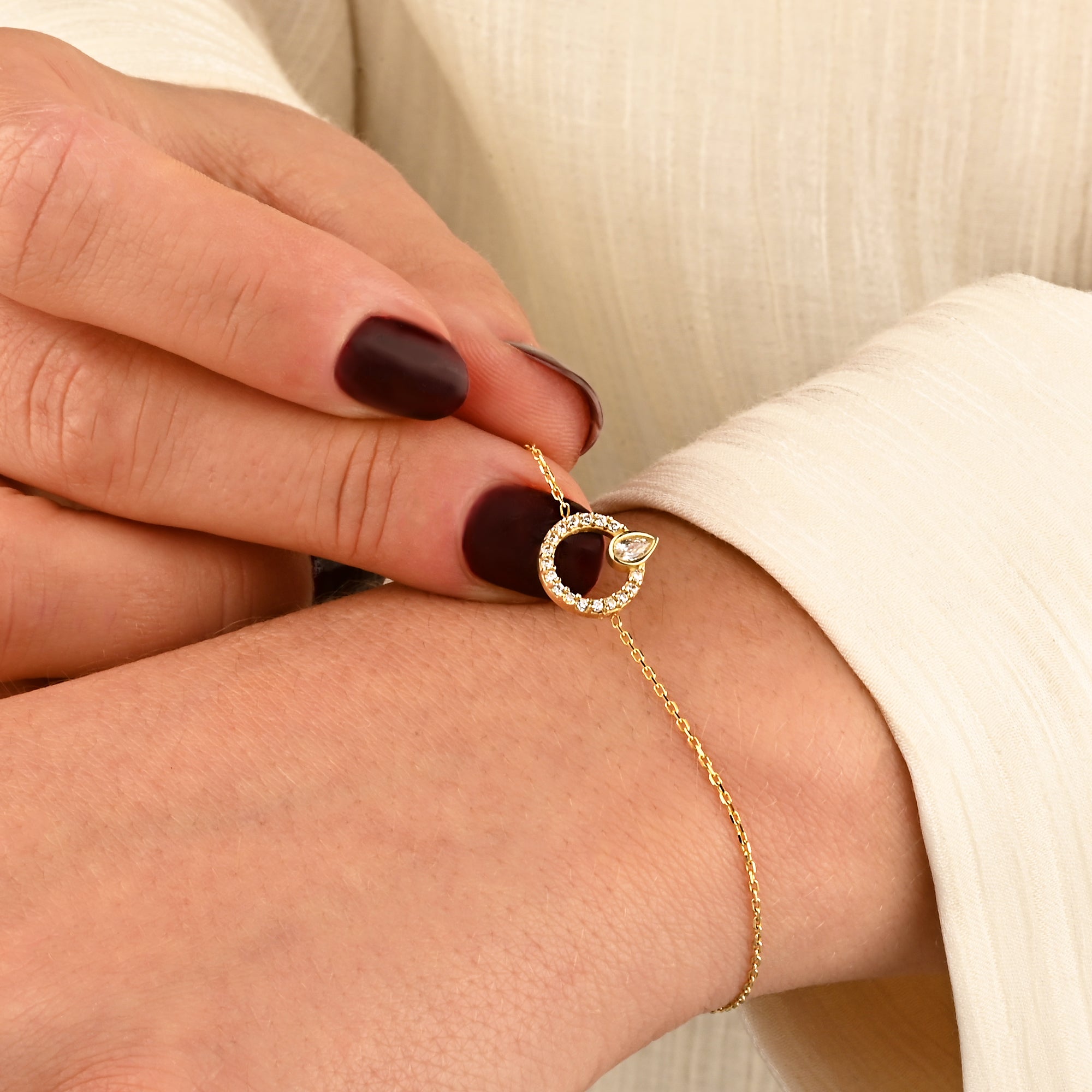 Damla Taşlı Bileklik