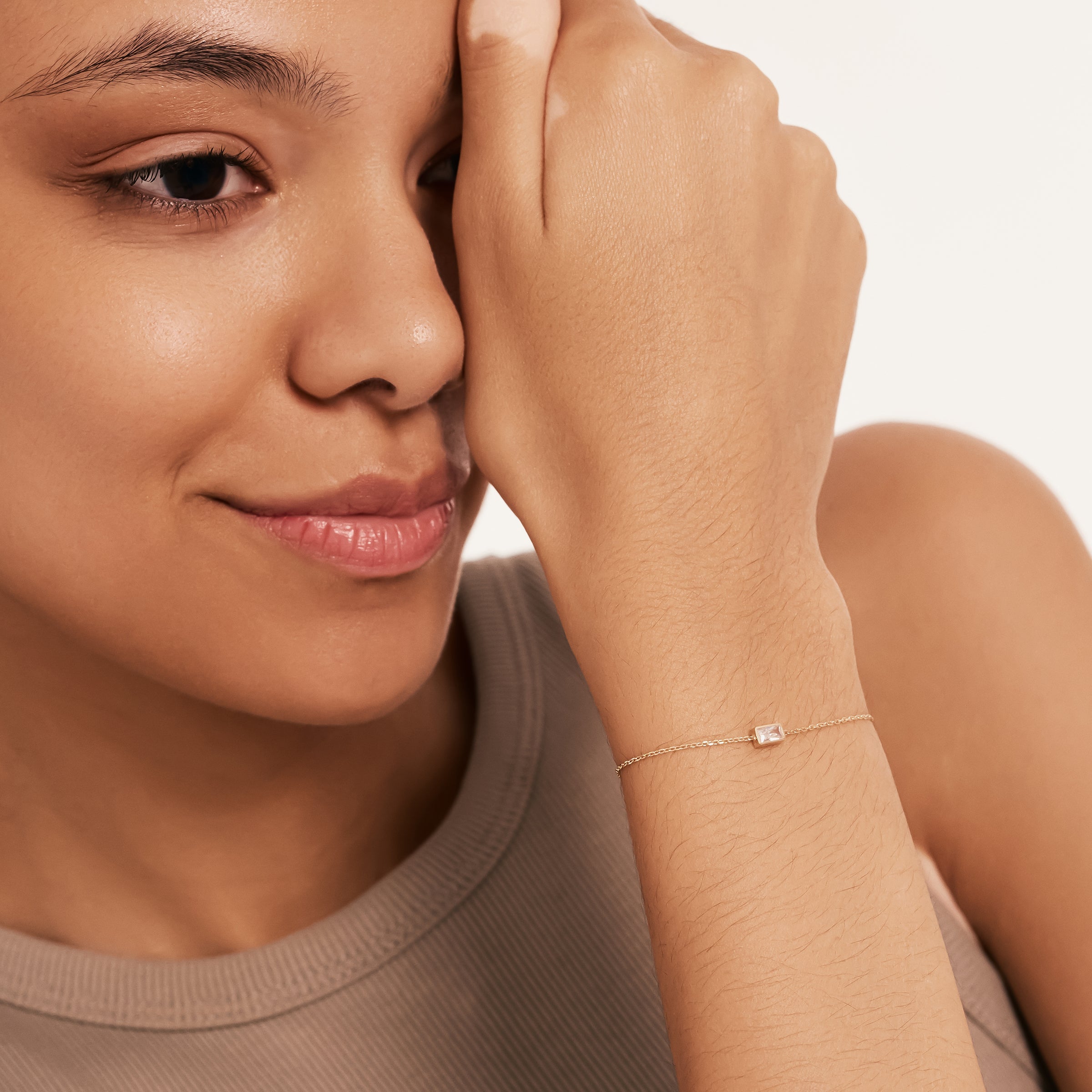 Mini Taşlı Altın Bileklik