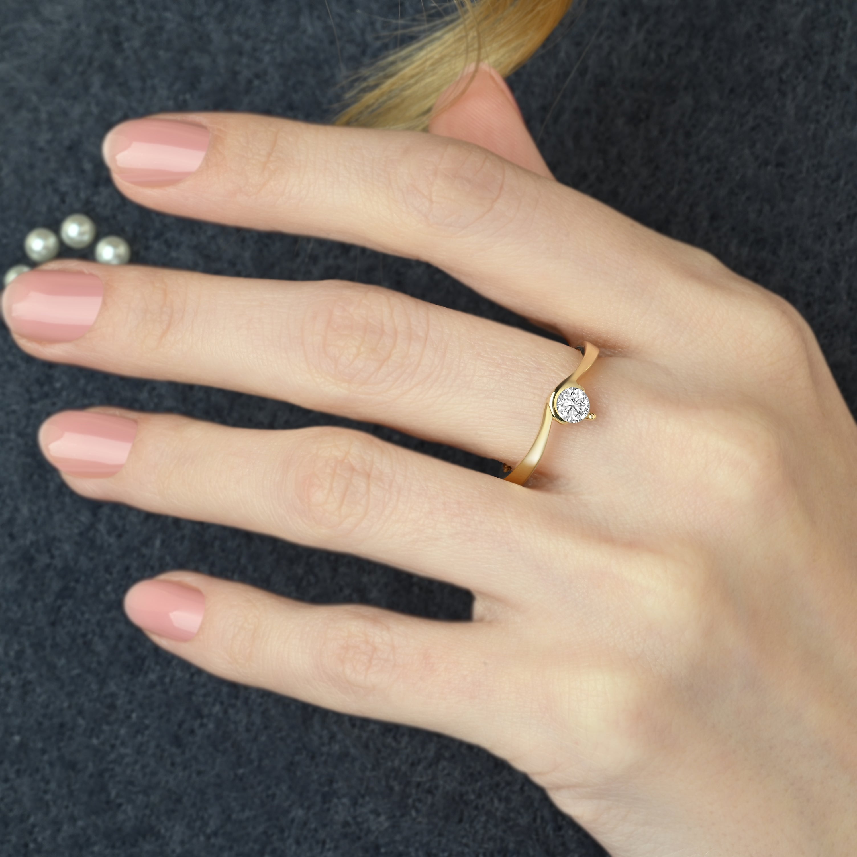 Nebula Tektaş Yüzük