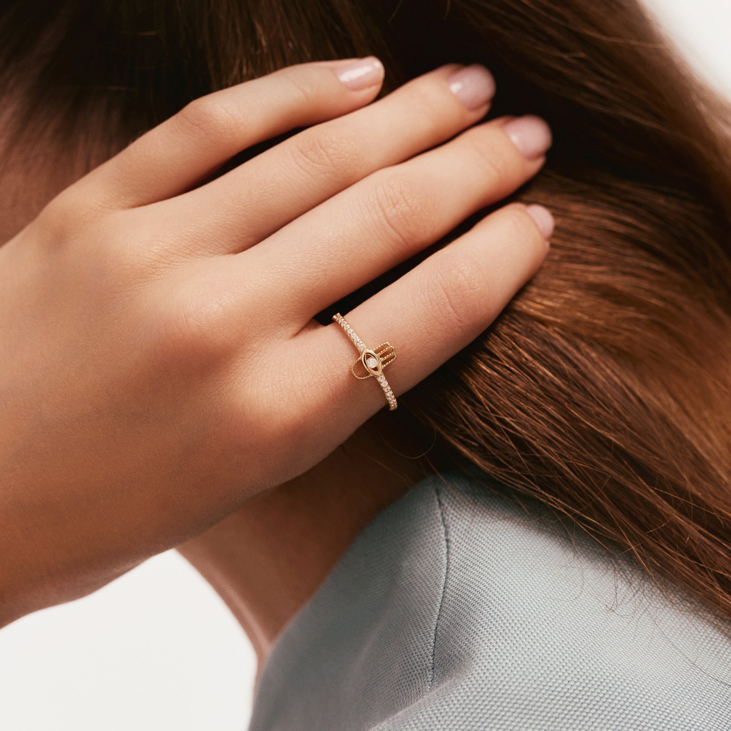 Fatma'nın Eli Taşlı Altın Yüzük