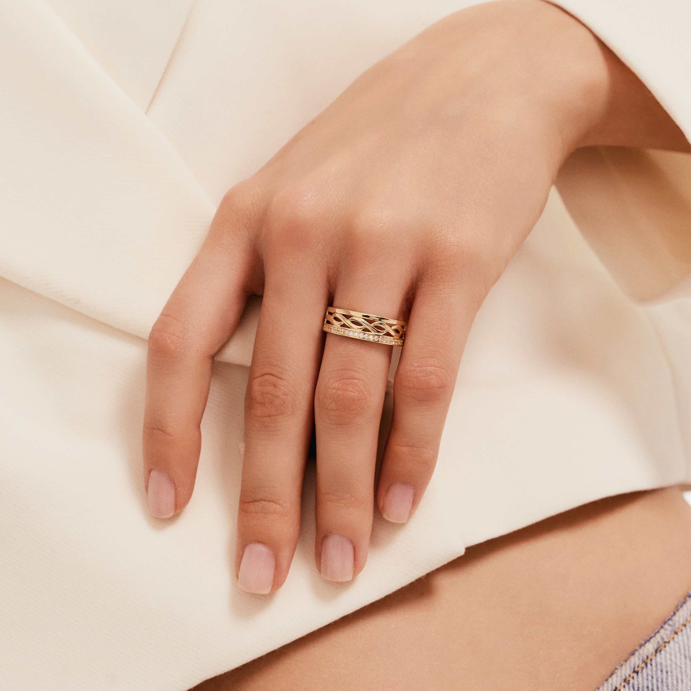 Sarmal Tasarım Altın Yüzük