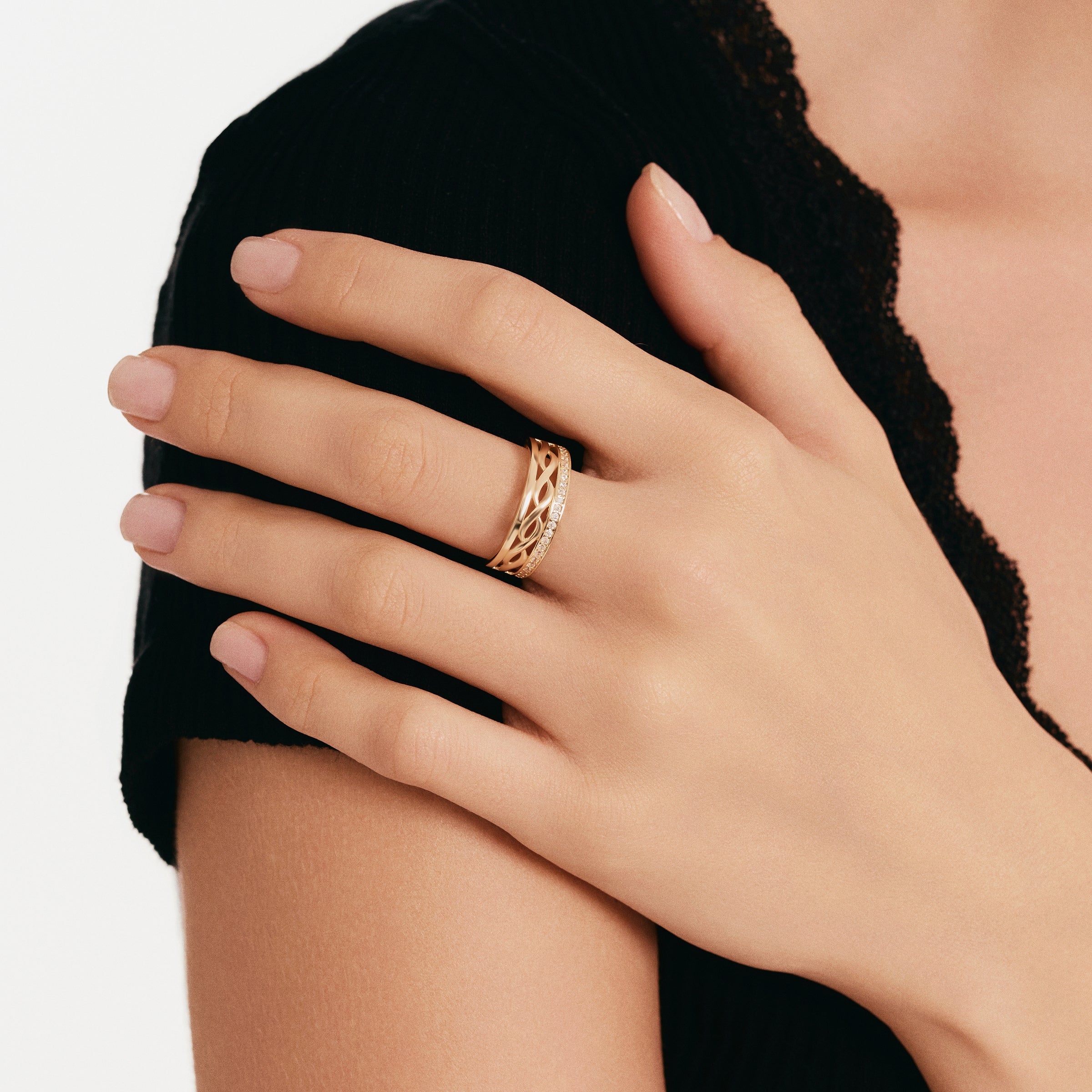 Sarmal Tasarım Altın Yüzük