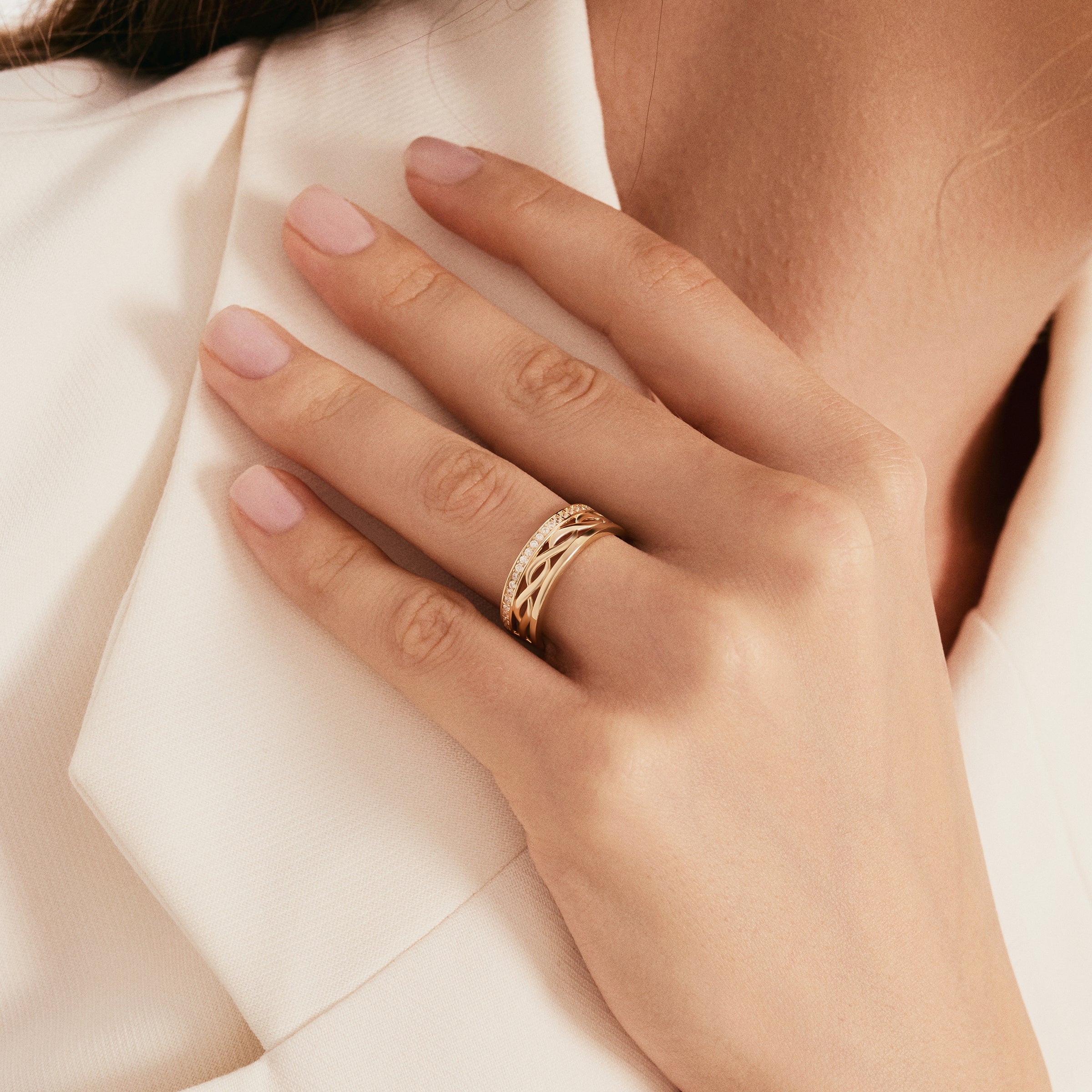 Sarmal Tasarım Altın Yüzük