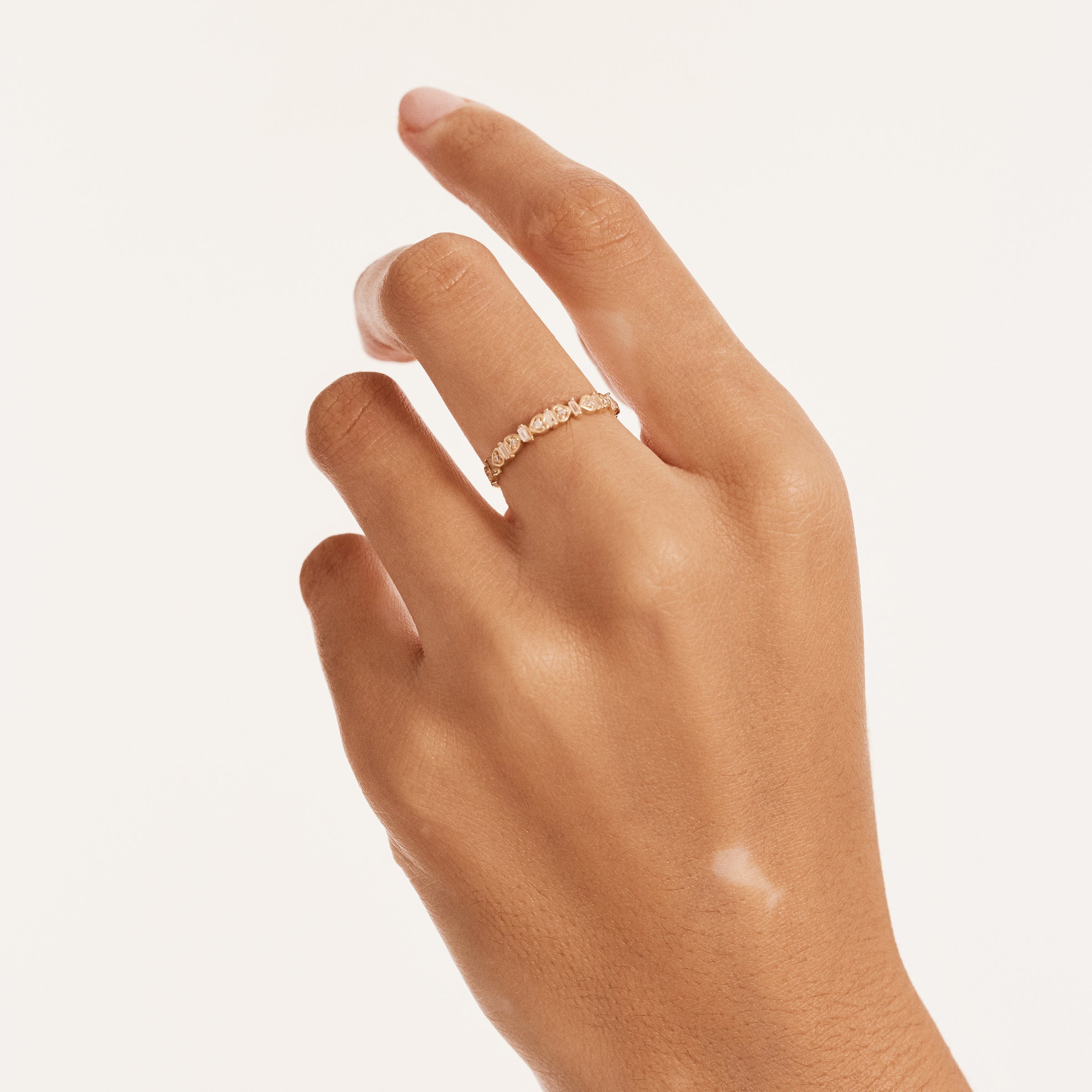 Kalpli Bagetli Minimal Altın Yüzük