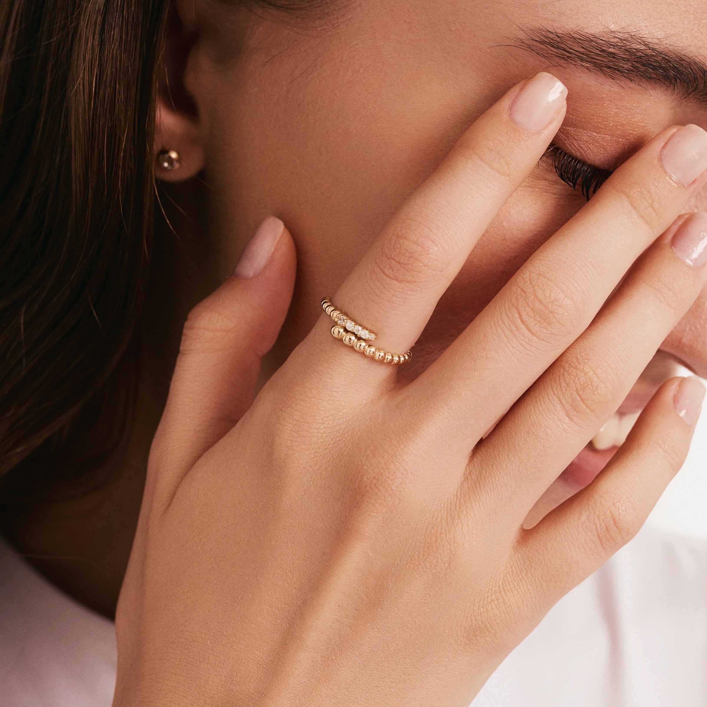 Sıra Toplu Taşlı Yüzük