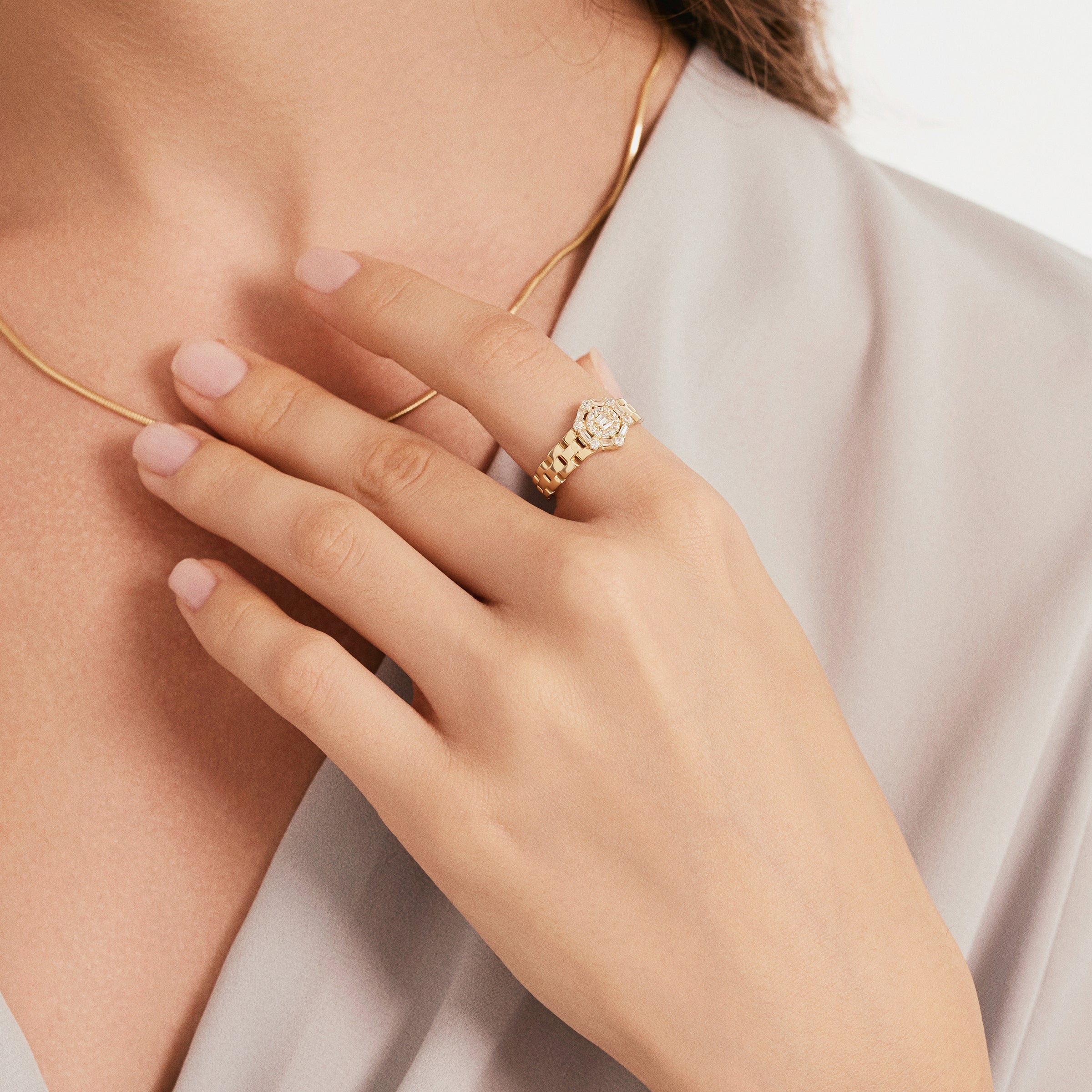 Elegant Altıgen Altın Yüzük