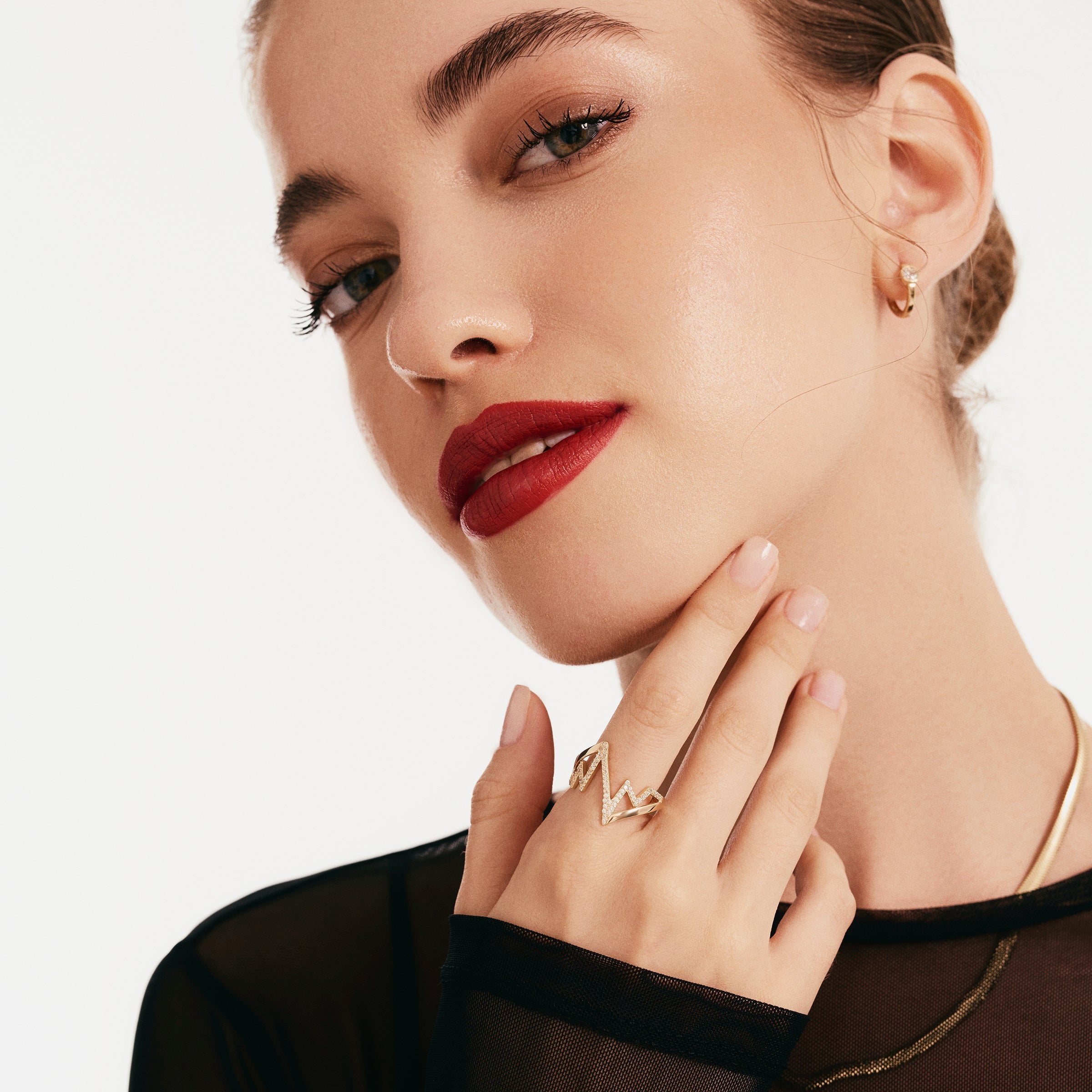 Kalp Atışı Altın Yüzük