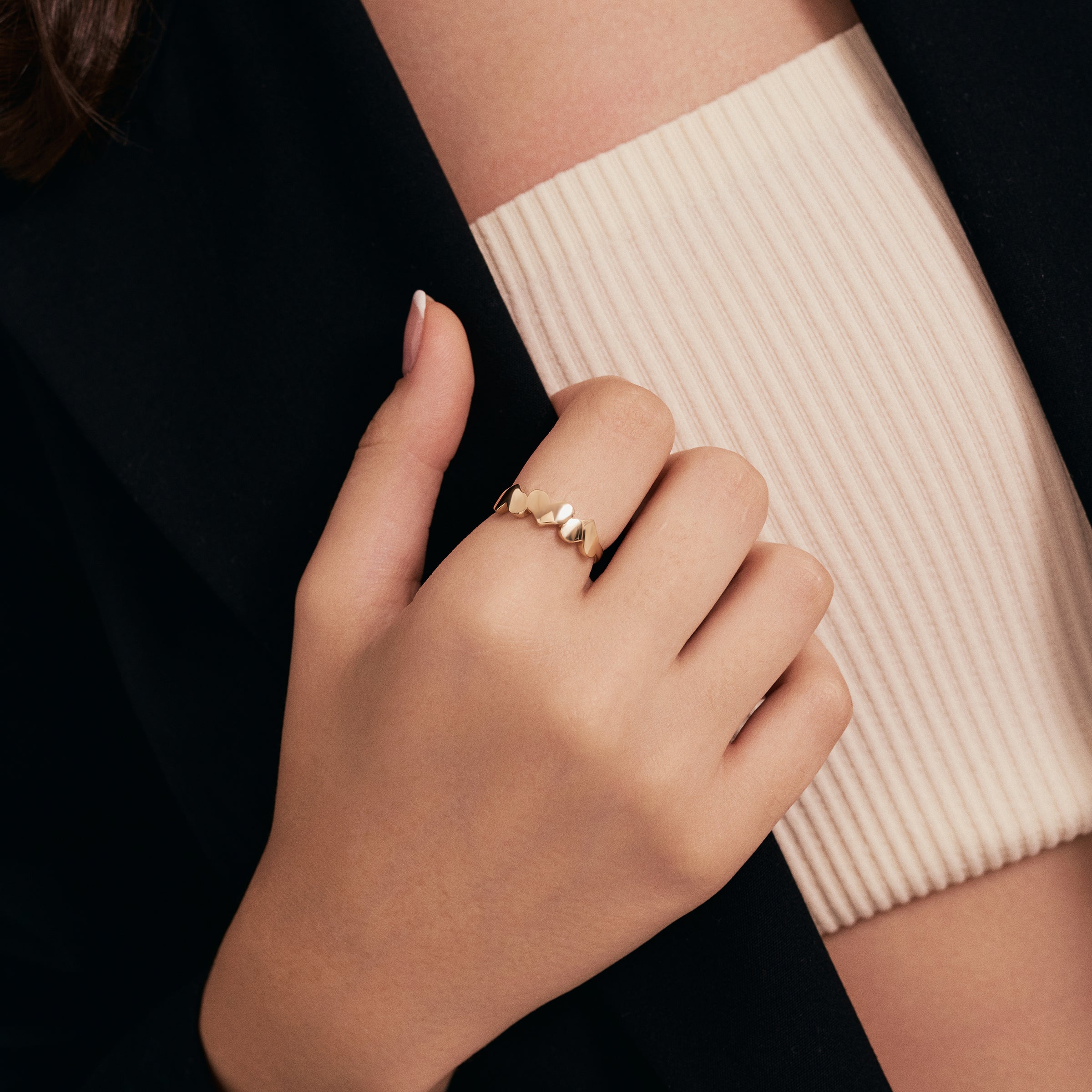 Kalpli Altın Yüzük