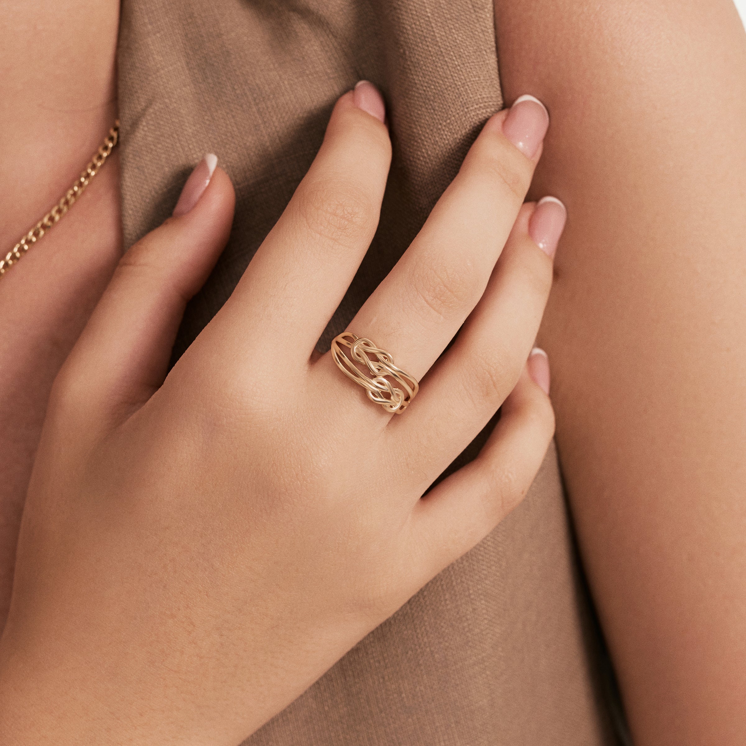 Sonsuzluk Simgeli Tasarım Altın Yüzük