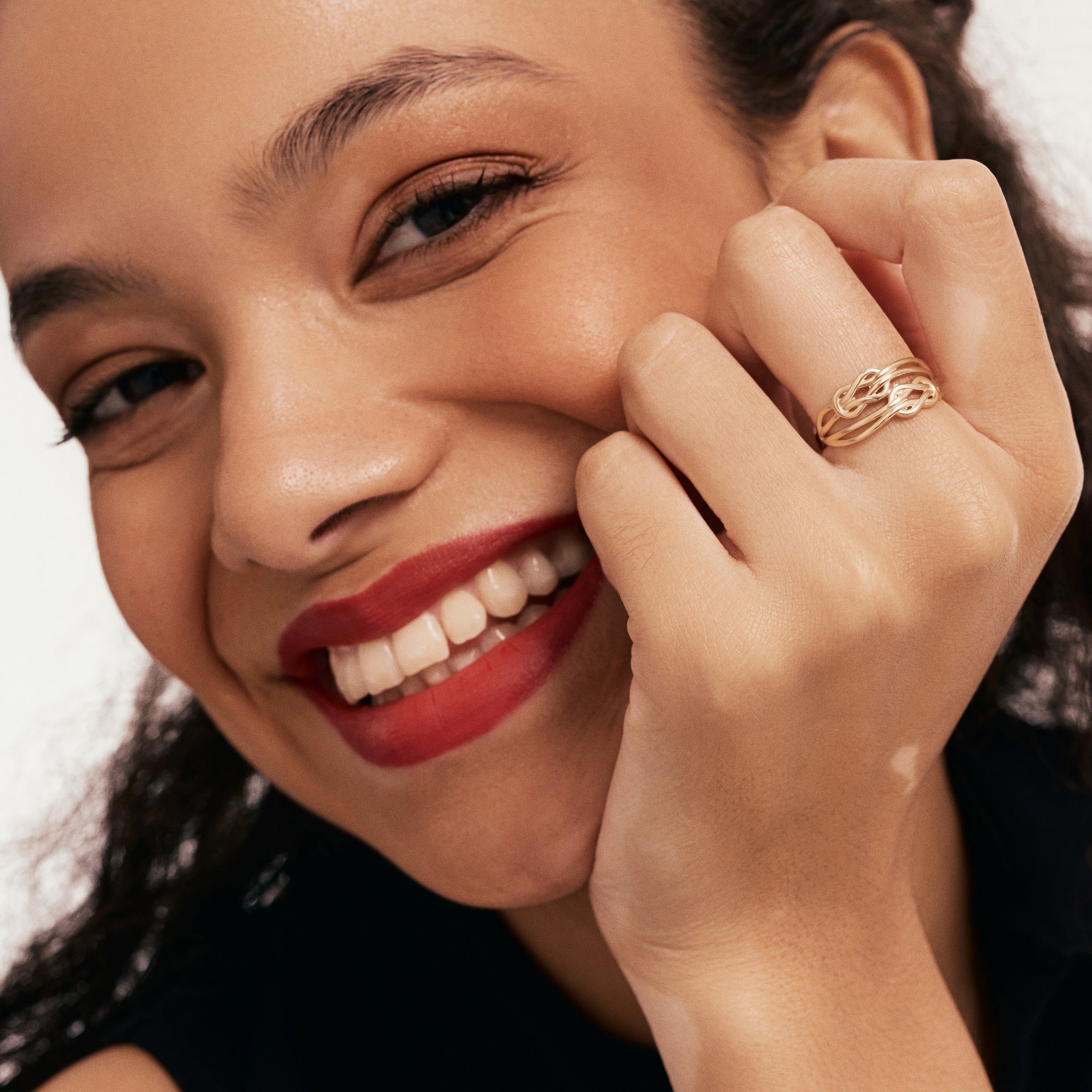 Sonsuzluk Simgeli Tasarım Altın Yüzük