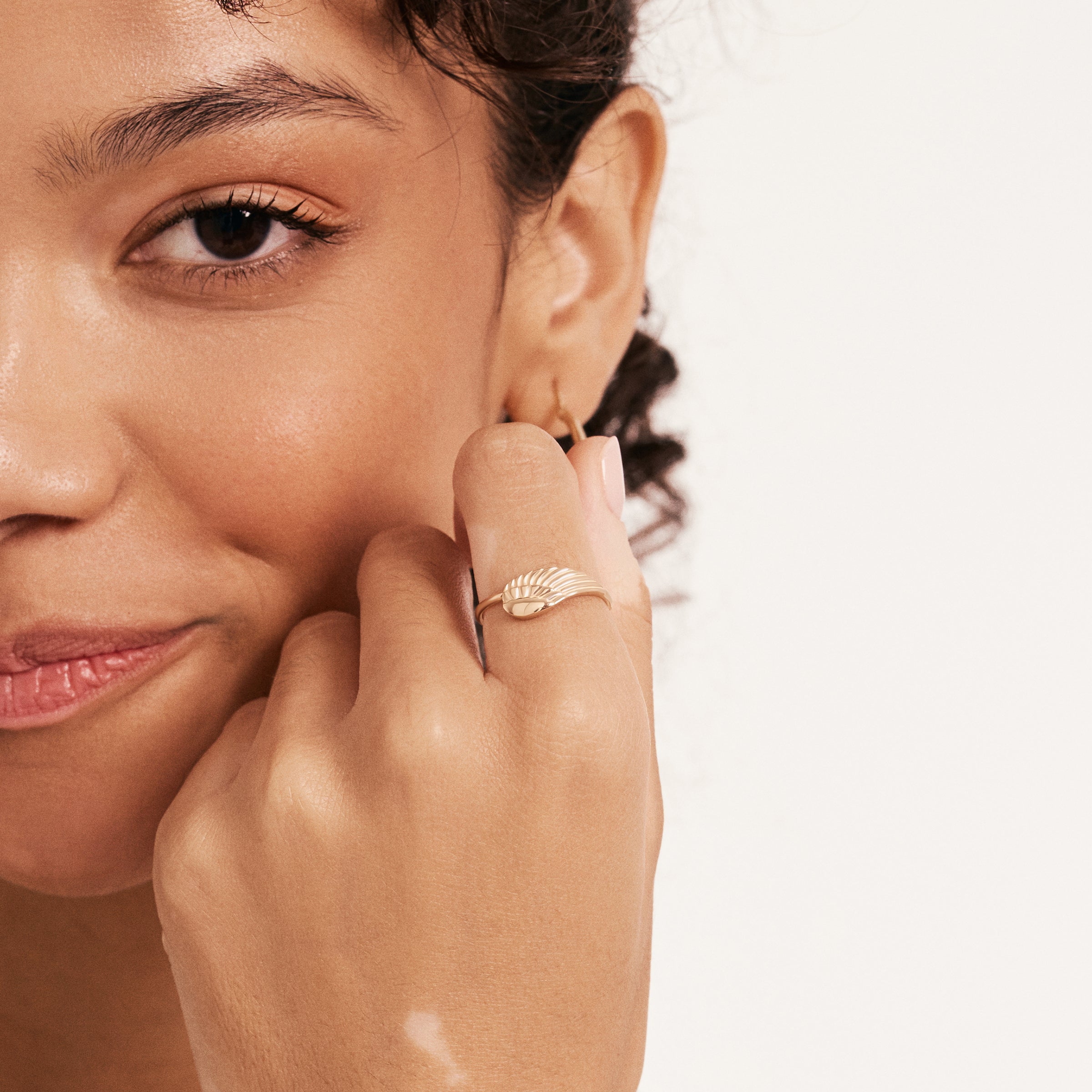 Melek Kanadı Altın Yüzük