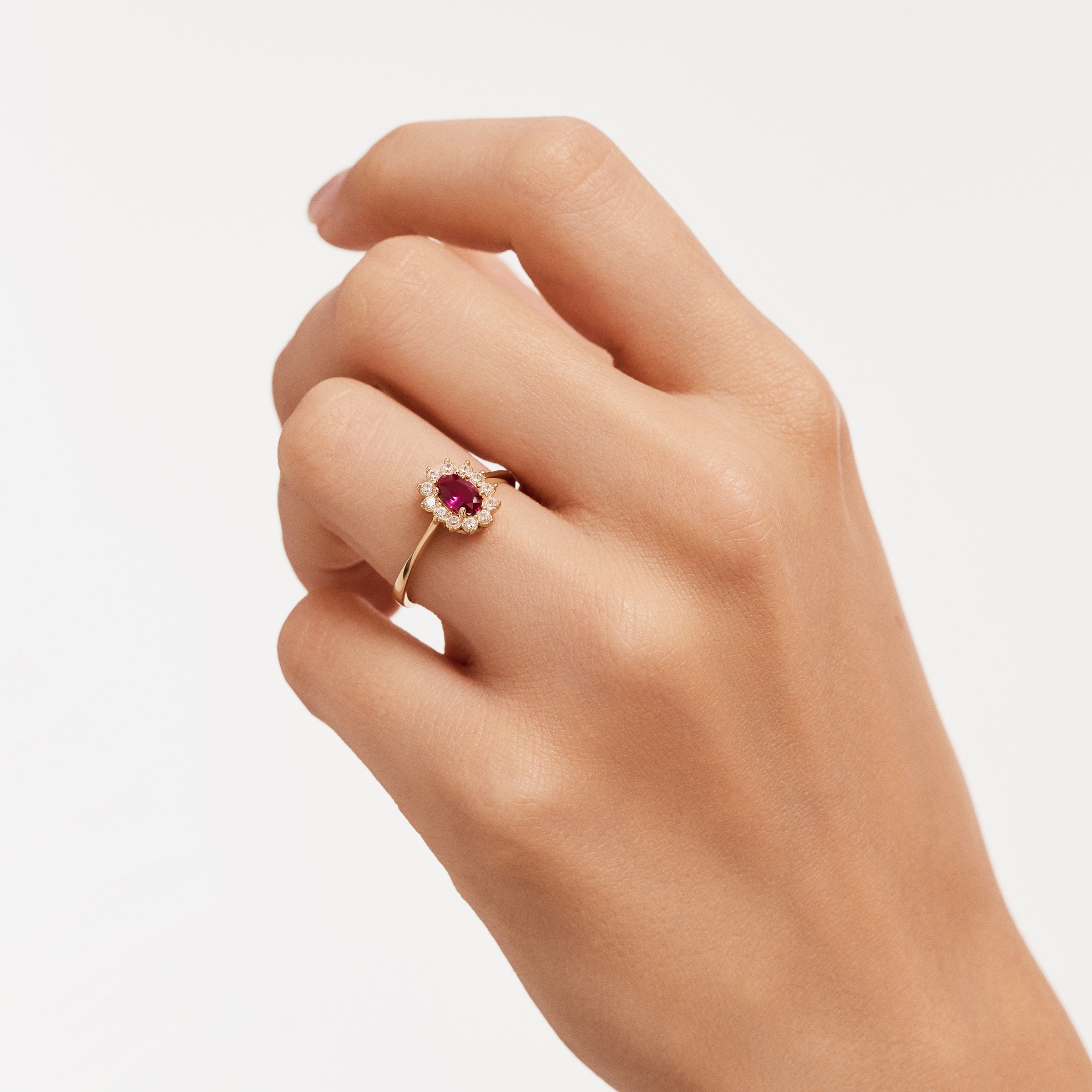 Ruby Damla Kesim Tektaş Yüzük