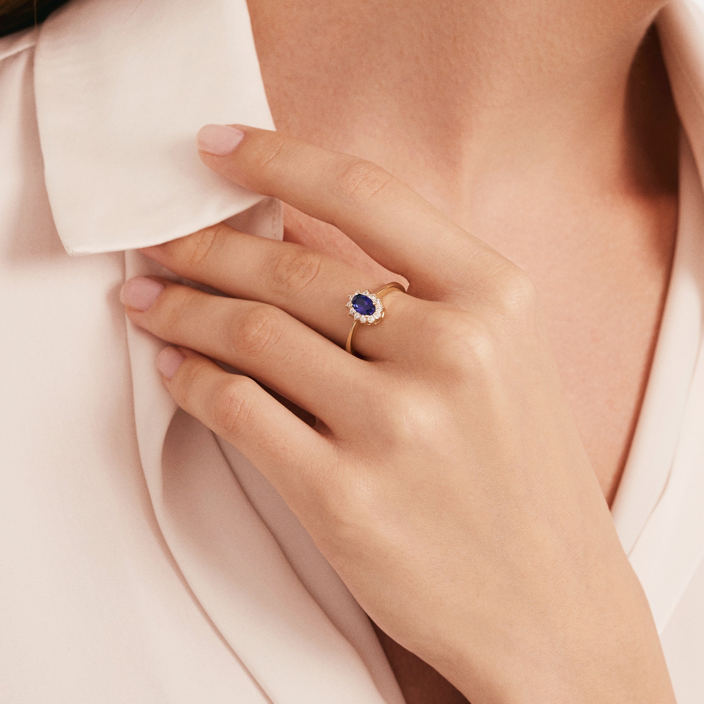 Safir Tektaş Yüzük